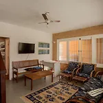 Villa Centrale - Ótima localização no centro de Ubatuba